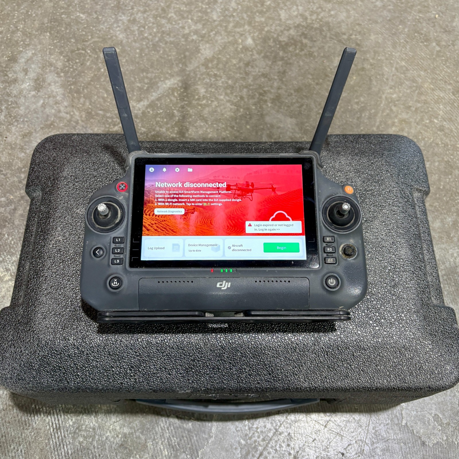 Cover Crop Special! DJI Agras T40 Smart Agricultural Drone, RC, & Dry Spreader - Image 11
