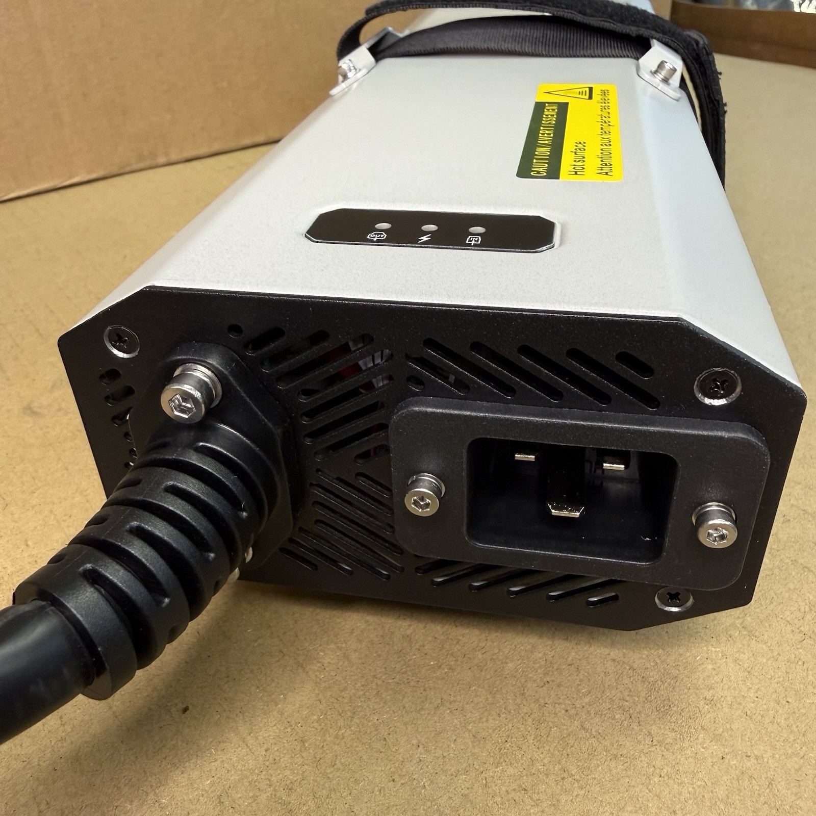 XAG CM13600S Charger with Power Cord For XAG Drone Batteries- New Style Charger - Image 4
