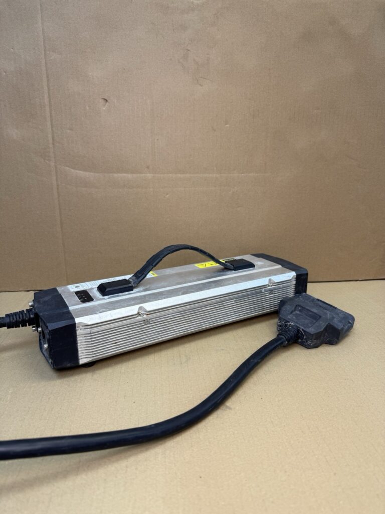 P150 XAG CM13600 Super Charger For XAG Drone Batteries