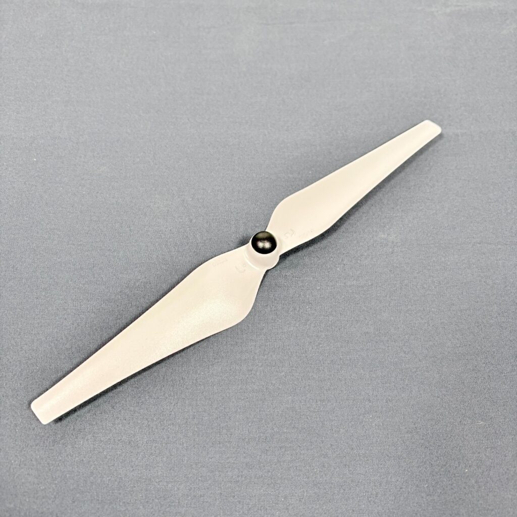 DJI Phantom 3 Self-Tightening Propeller 9450 (CW) - 2011