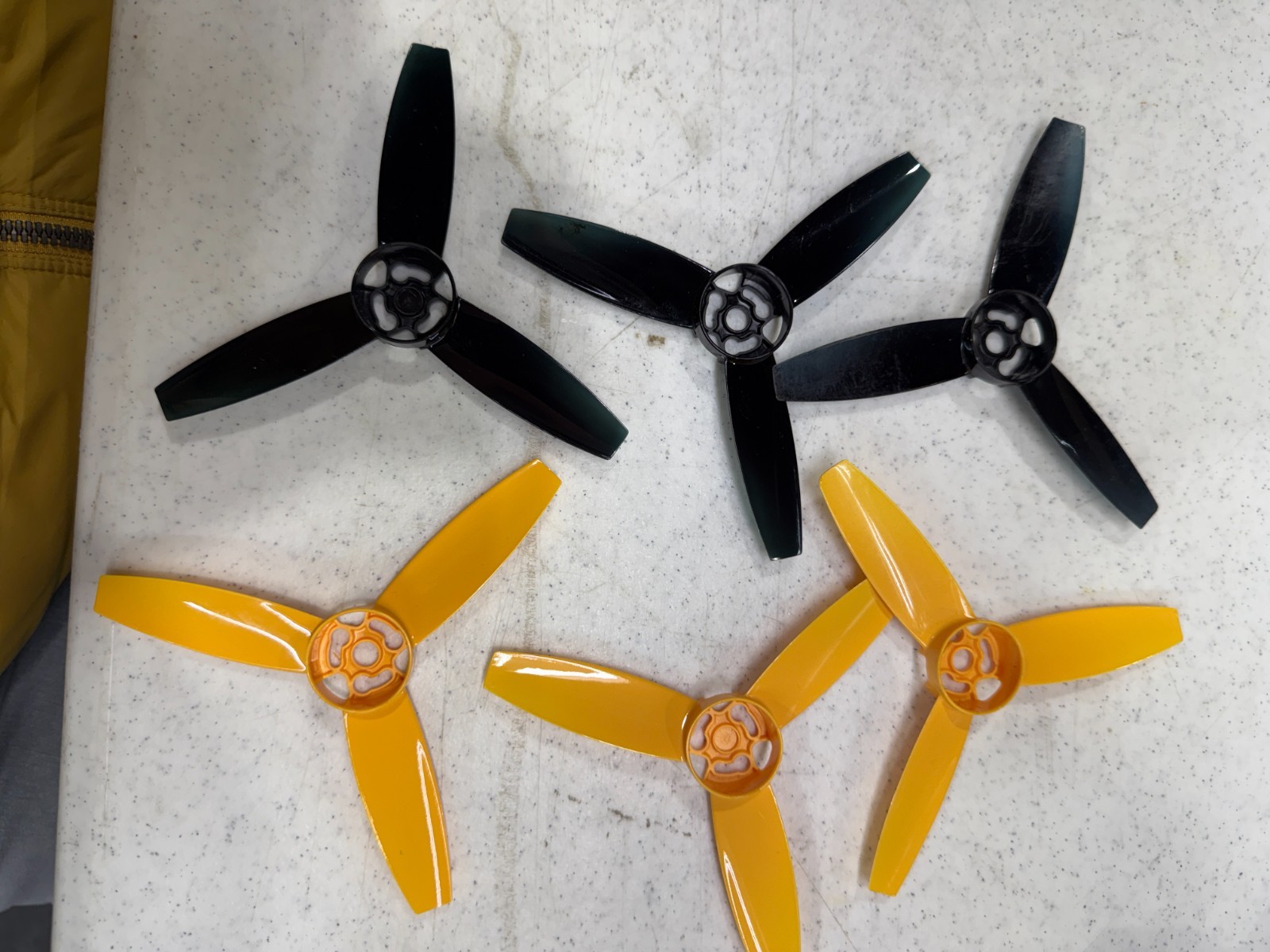 Lot of 3 Three-Bladed Propellers for Radio-Controlled Aircraft Drones 012 - Image 2