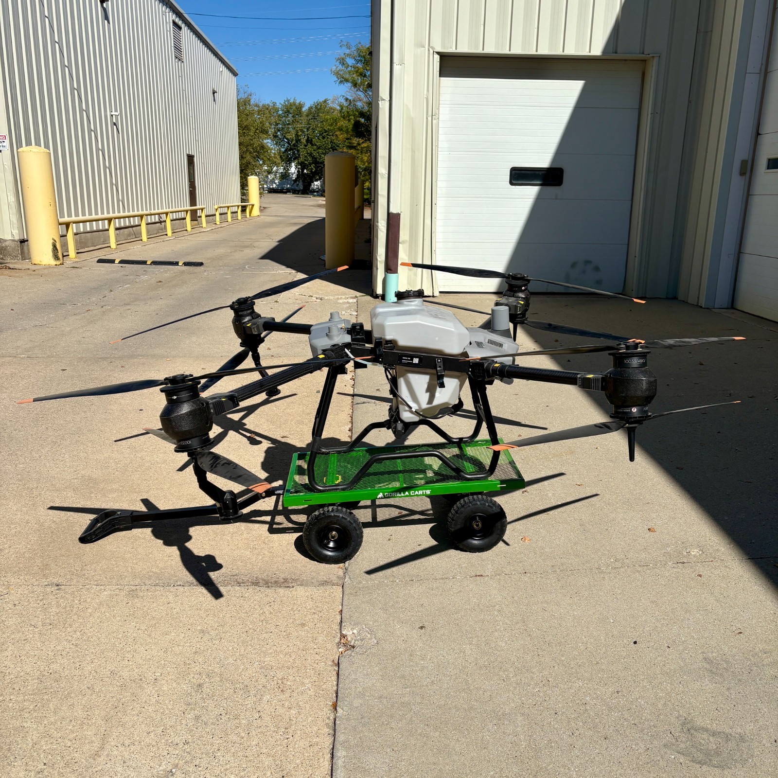 Cover Crop Special! DJI Agras T40 Drone Pkg, Dry Sprdr, 2 Batteries, Charger, RC - Image 7